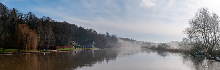 Fototapeta premium River Thames in the mist, near Henley