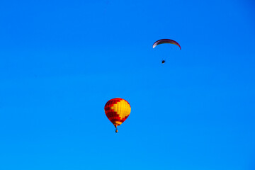 hot air balloon