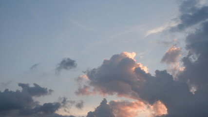 Fototapeta na wymiar Pastel Sky Gradient Cloud Movement during Dawn