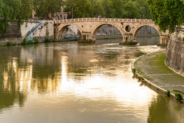 Fototapeta na wymiar Italy, Rome. Tiber River, Ponte Cestius, seen from Ponte Garibaldi.