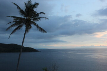 Fototapeta na wymiar Sunset in Malimbu beach Lombok island Indonesia