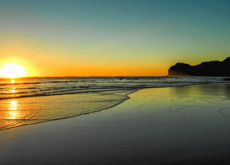 Fototapeta na wymiar Piha Beach Nouvelle Zélande