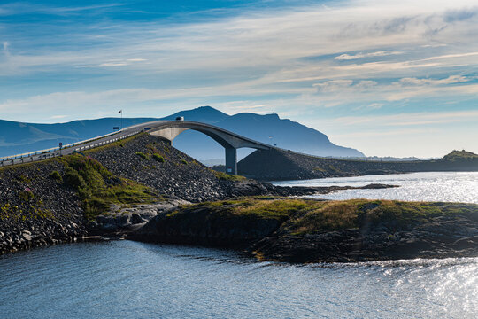 Bridge on the Atlantic Ocean Road, More og Romsdal county