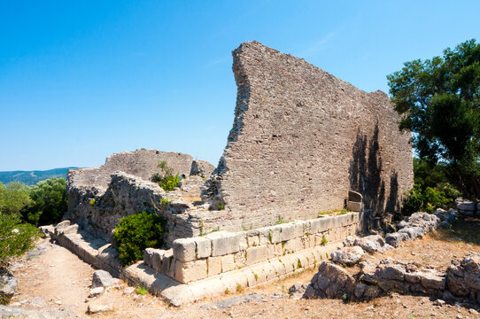 Capitolium, Ruins of Main temple on the Arx, Roman town of Cosa, Ansedonia, Grosseto province, Maremma, Tuscany