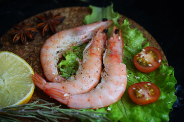grilled shrimp with lemon