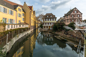Fototapeta na wymiar The little Venice in Colmar in France 