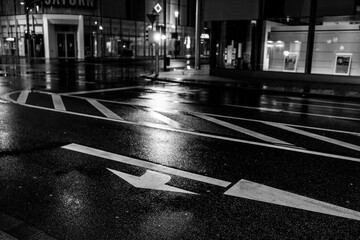 Turn right or go strait on