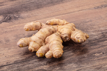 Natural organic raw ginger root