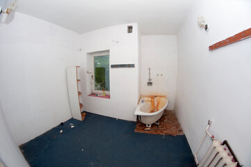 Abandoned Chinese house 