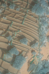 Flachglas und Bruchglas im Wertstoffcontainer