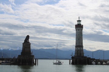 Lindau, Bodensee | Neuer Lindauer Leuchtturm im Ensemble mit dem Bayerischen Löwen
