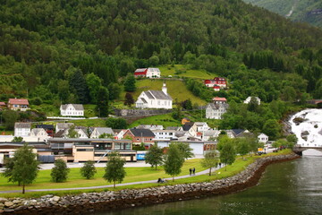 view of houses in the mountains 