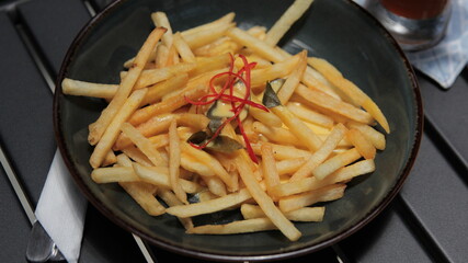 French Fries With Schesse And Chili
