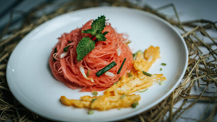 Thai spaghetti with egg