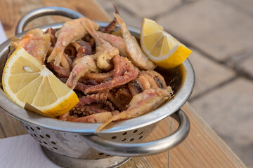 Fried fish with lemmon