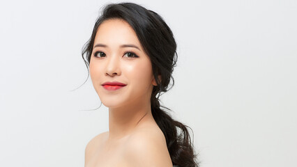 Fototapeta premium Portrait of a smilling asian woman