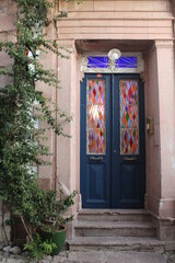 Fototapeta na wymiar door in the old town