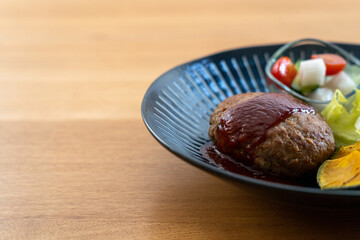 手作りハンバーグ