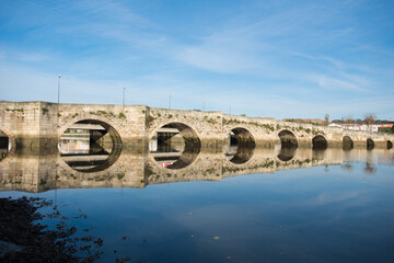 Naklejka premium o burgo bridge