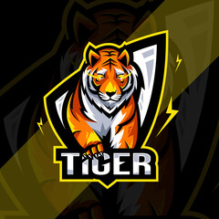 Tiger angry mascot logo esport design © Immidesign