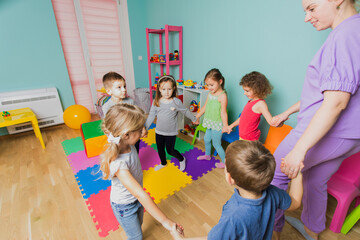 Joyful dancing classes for kids at daycare
