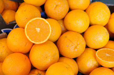 Oranges, Place Richelme Food Market, Aix-en-Provence, Provence-Alpes-Côte d'Azur, France