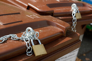 Blocking Biowaste Ton At The Meeting Point