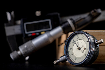 Dial gauge for surface measurement. Measurement accessories for engineers who conduct measurements.