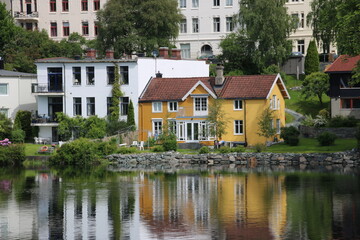 houses on the river bank
