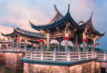 Fototapeta premium Night view of Guangji Bridge, Chaozhou City, Guangdong Province, China