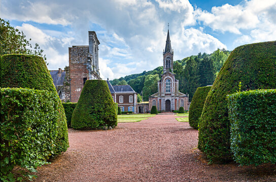 Aulne Abbey