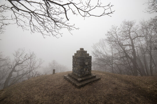 Aussicht im Nebel baim Ruhaplatz von Gyula in ungarn