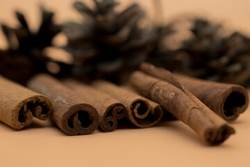 cinnamon sticks on wooden table