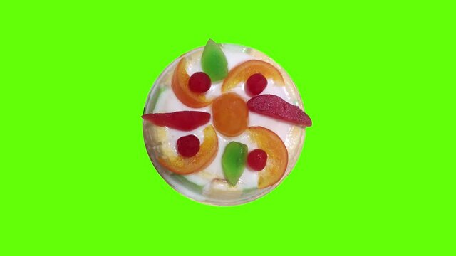 The Sicilian cassata is a traditional cake made with sweetened ricotta, sponge cake, royal pasta and candied fruit