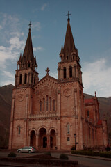 Fototapeta na wymiar Basílica de Santa María la Real, en Covadonga (Asturias), en el Parque Nacional Picos de Europa.