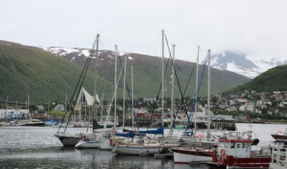 Fototapeta premium boats in the harbor