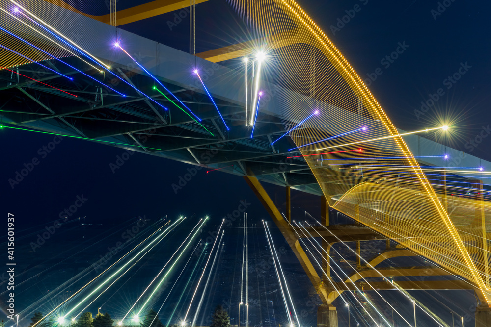 Wall mural zoom burst of the hoan bridge at night in milwaukee, wisxonsin