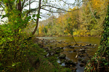 Río Piloña, Cuenca del Sella, Alrededores de Sevares, Asturias