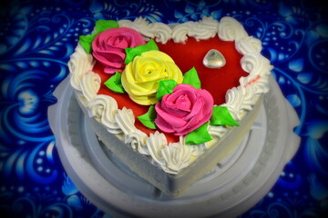 ice cream cake decorated with roses