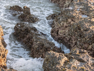 Con marea baja vista de las rocas