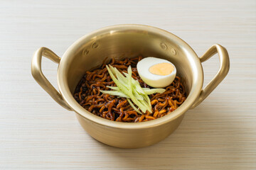 Korean Instant Noodle with Black Bean Sauce (Jajangmyeon or JJajangmyeon)
