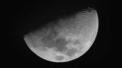 Cráteres de la Luna en Fase Creciente