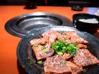 ロースターで焼くジューシーな和牛焼肉【ハラミ】