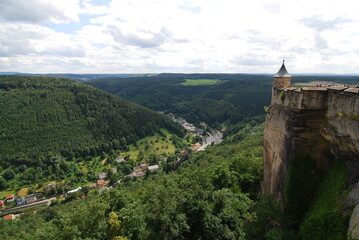 Fototapeta na wymiar Festung Königstein im Elbsandsteingebirge