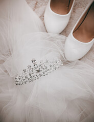 beautiful wedding jewelry for the bride, chic tiara © Natalia Rzhevskaia