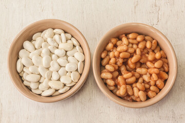 Beans in tomato sauce and raw