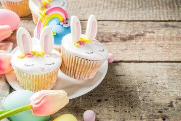 Cute homemade easter cupcakes