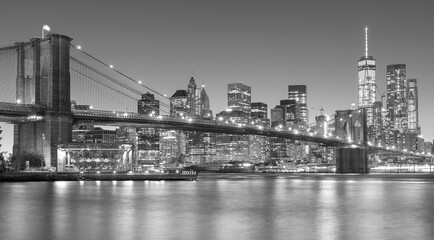 Brooklyn Bridge at Night, NYC - obrazy, fototapety, plakaty