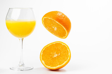 fresh orange juice and oranges healthy food