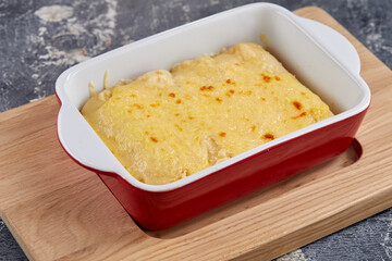 lasagna with meat and cheese